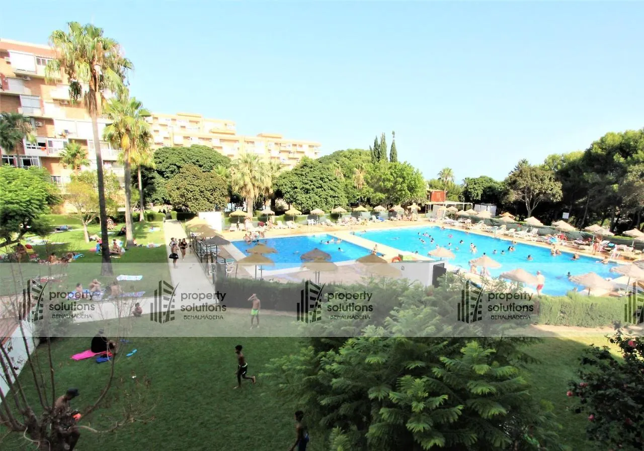 135 Agata Apartamentos. Piscina Y Playa. A Corta Distancia Del Centro. ベナルマデナ
