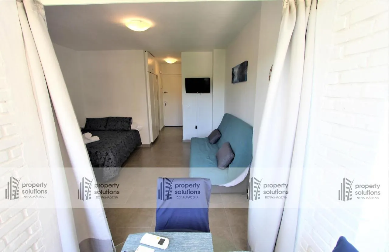 アパート 135 Agata Apartamentos. Piscina Y Playa. A Corta Distancia Del Centro. ベナルマデナ