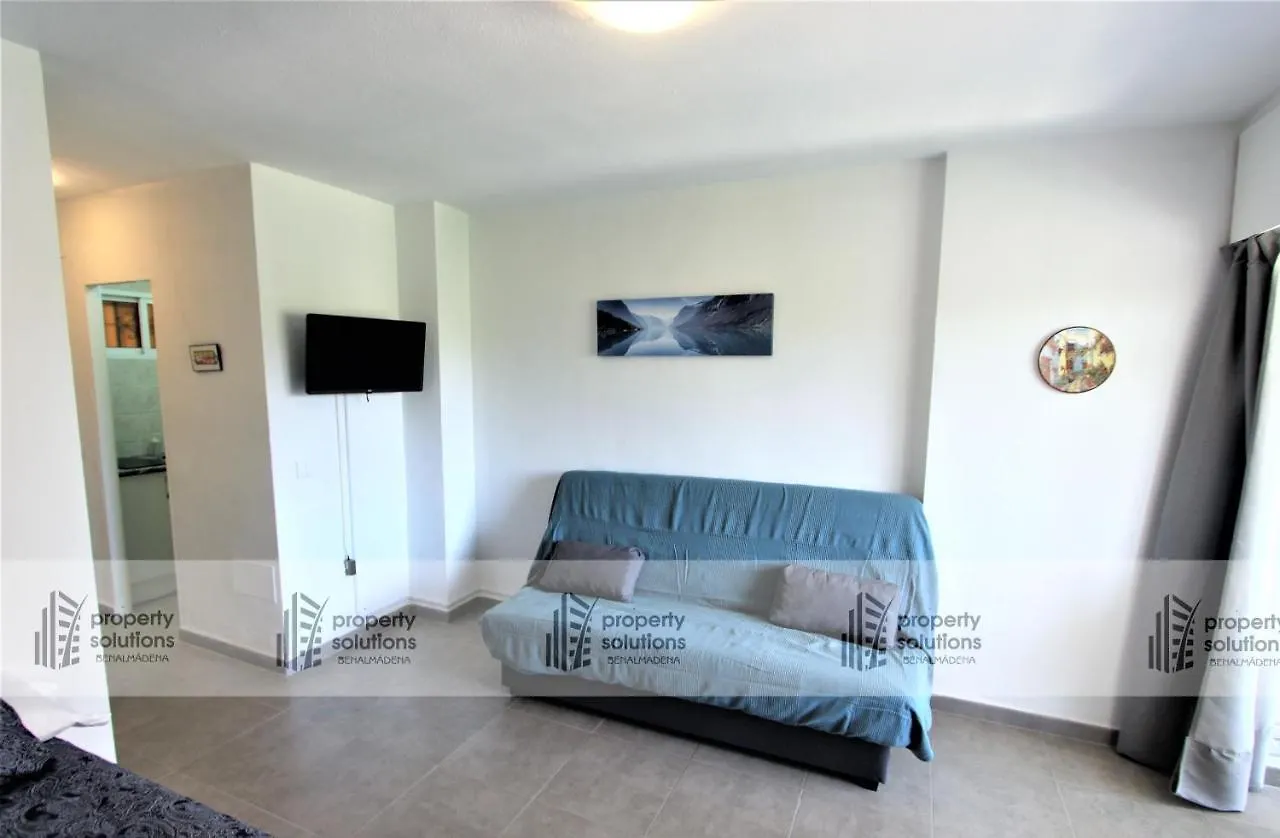 135 Agata Apartamentos. Piscina Y Playa. A Corta Distancia Del Centro. ベナルマデナ