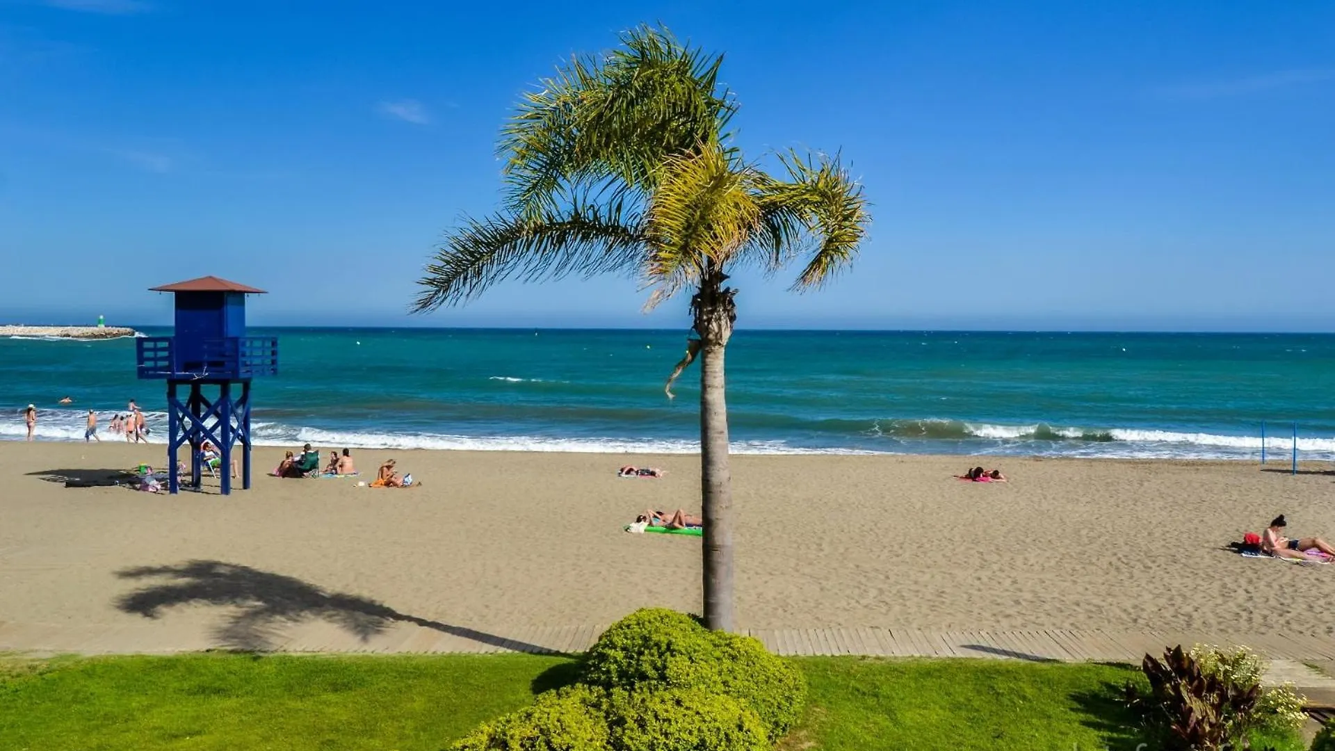 135 Agata Apartamentos. Piscina Y Playa. A Corta Distancia Del Centro. ベナルマデナ